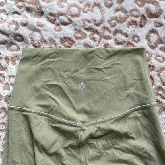 Lulu Lemon Aligns - Picture 1 of 3